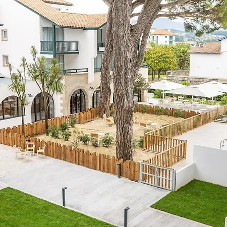Ibaia - Piscine & 4*