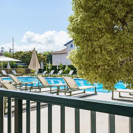Aparthotel Ibaia - Piscine & 4*